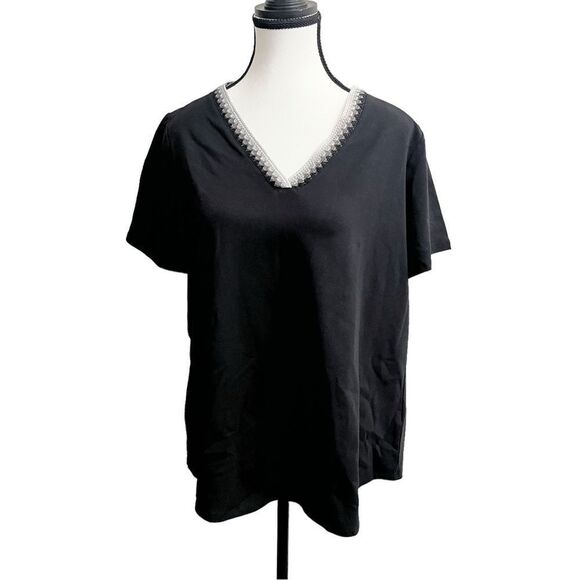 NWT DG2 Short Sleeve V Neck T-shirt With Crocheted Neckline Size Large - Picture 1 of 11